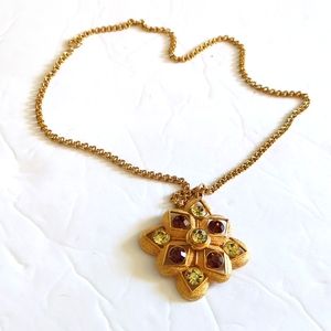 Vintage Sarah Coventry neck
